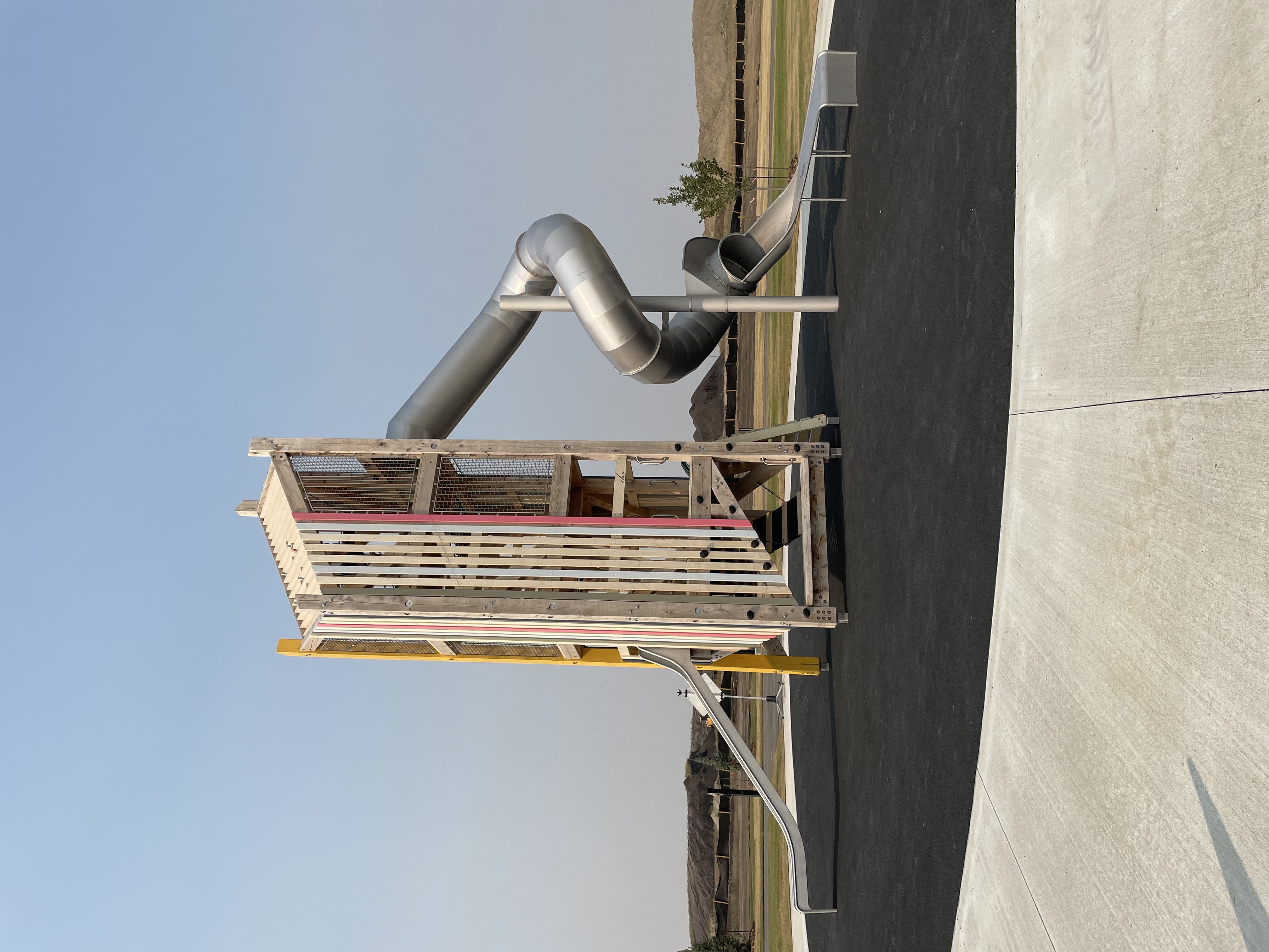 Parc Réunis (Beaumont, AB) playground in Beaumont, AB - natural playground features