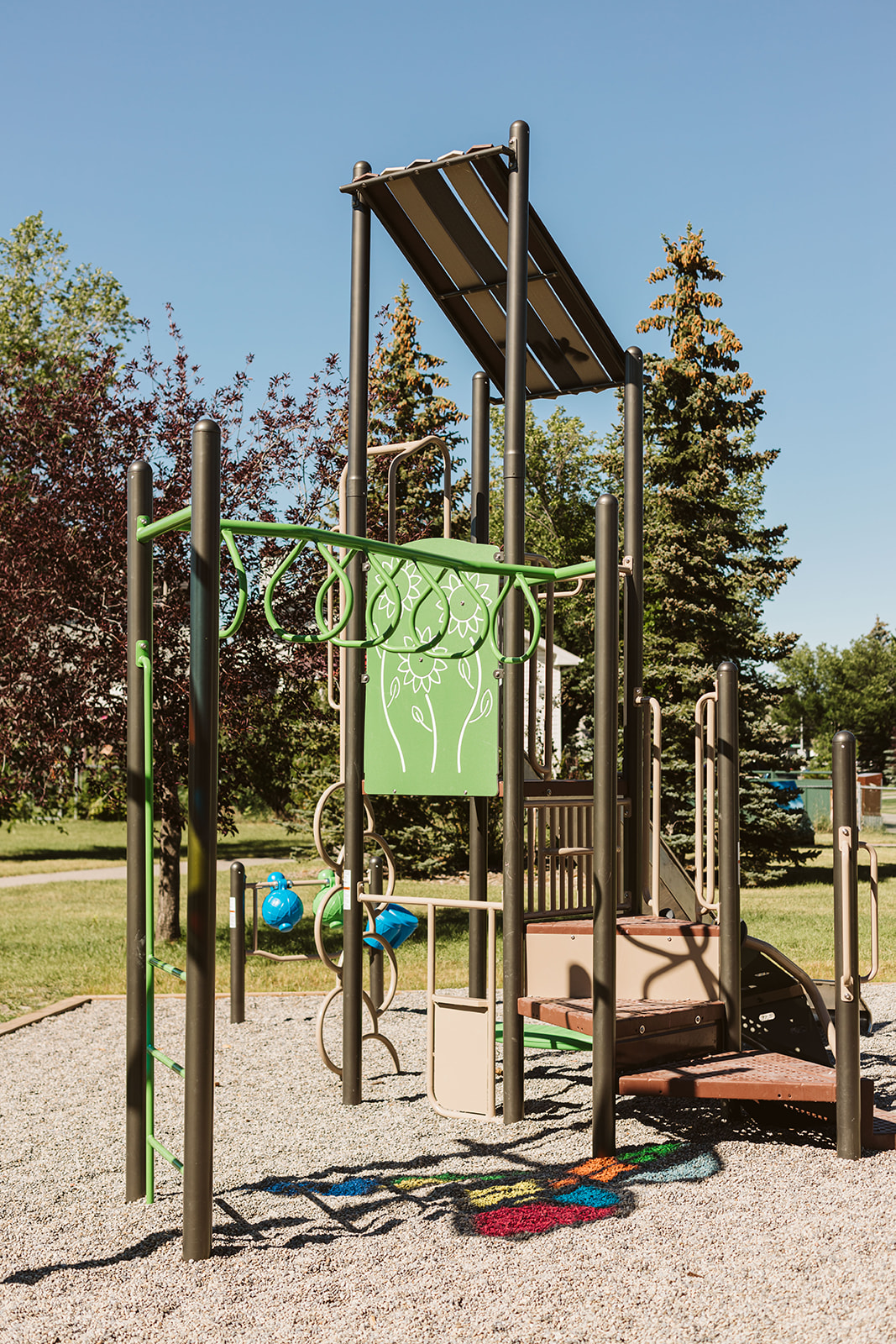 Chapalina Crescent (Calgary, AB) playground in Calgary, AB - community play space