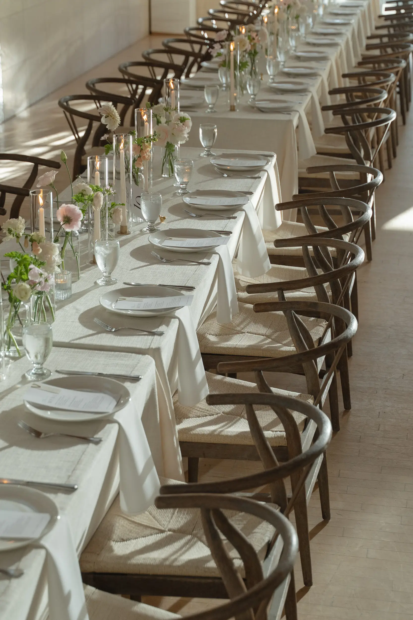 romantic wedding rreception tablescapes