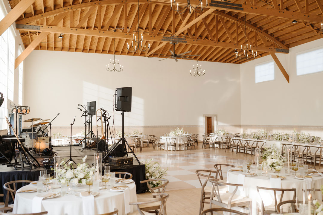 Luxurious Grand Gimeno Wedding with Live Band