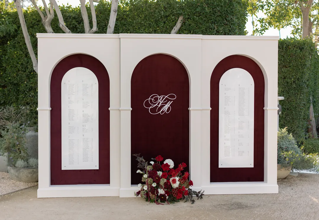 Modern luxury wedding seating chart.