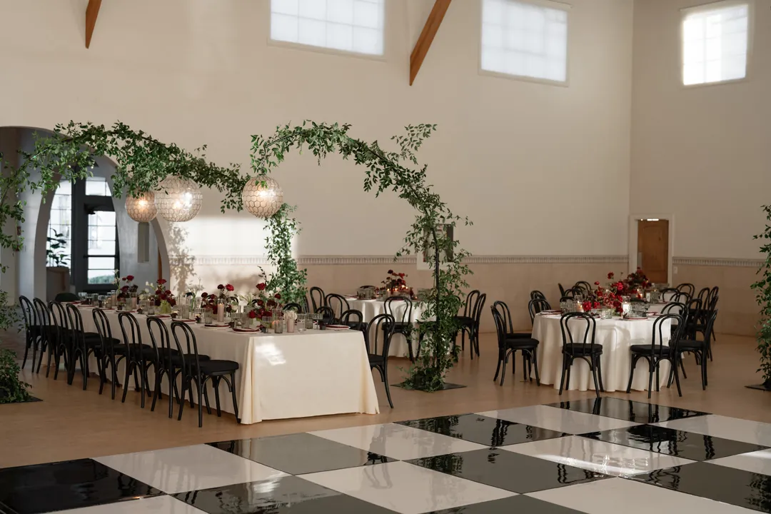 Romantic Ruby Red and Emerald Green Southern California Wedding at Grand Gimeno