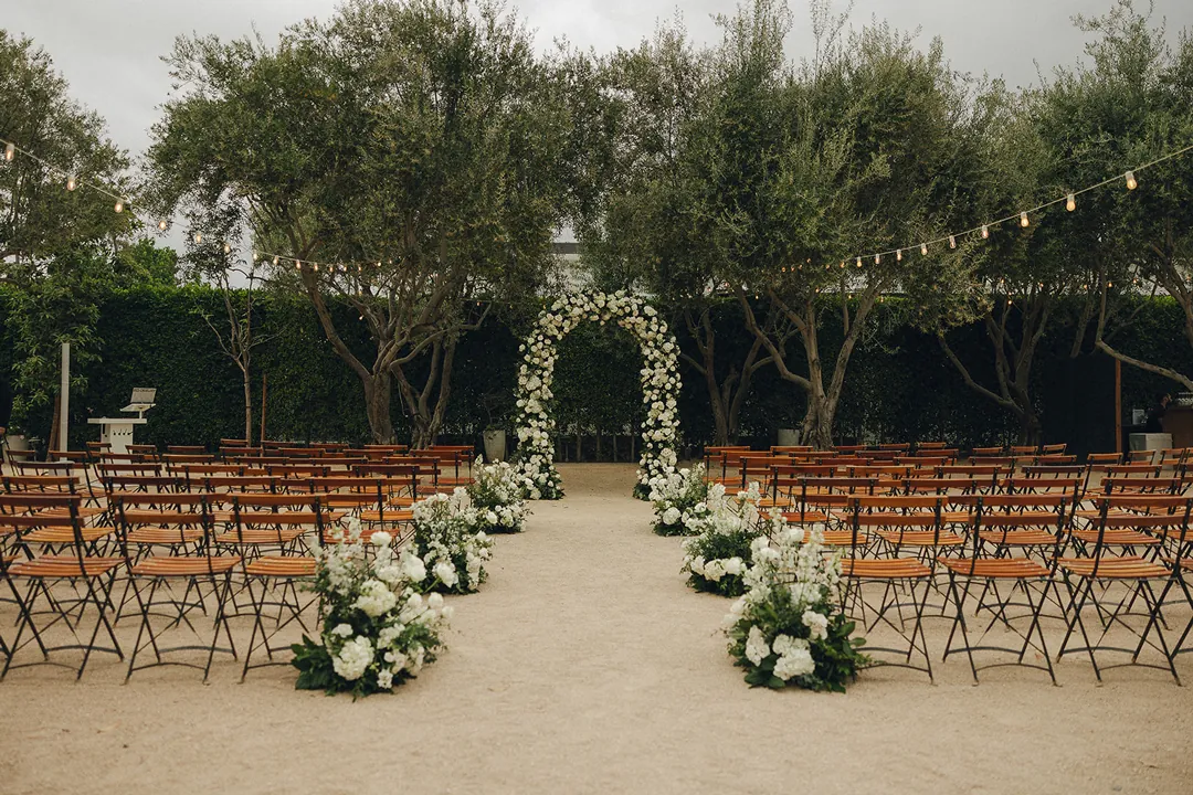 White Floral Wedding at Grand Gimeno