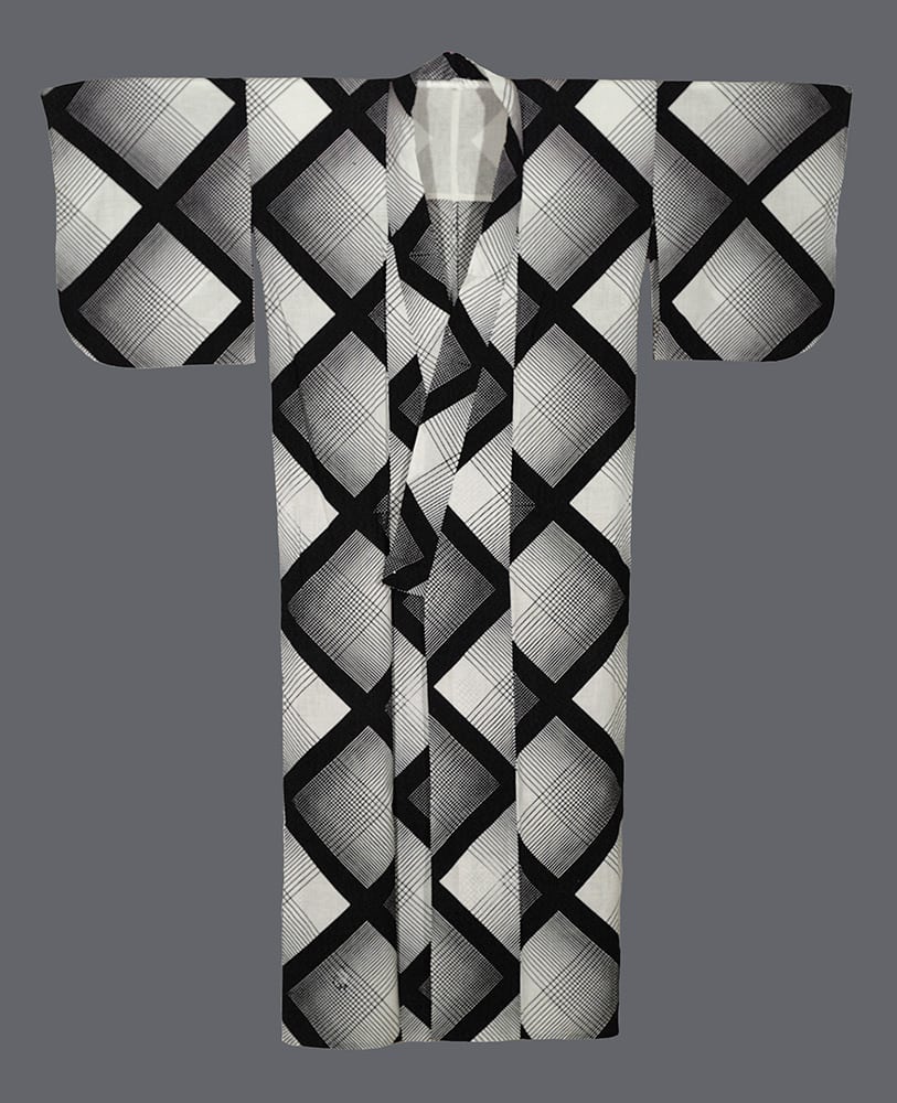 Black and white geometric patterned Japanese kimono with diamond design