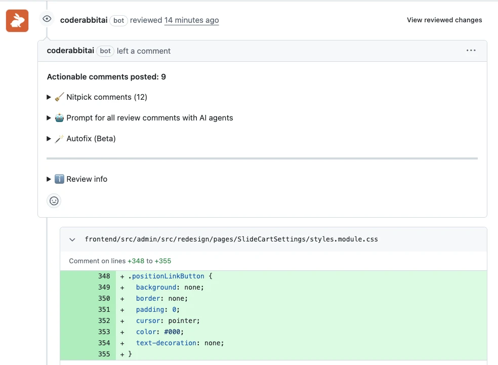 CodeRabbit comme première couche de revue de code, attrape les problèmes de style sur une pull request avant même qu'un humain ne la regarde.