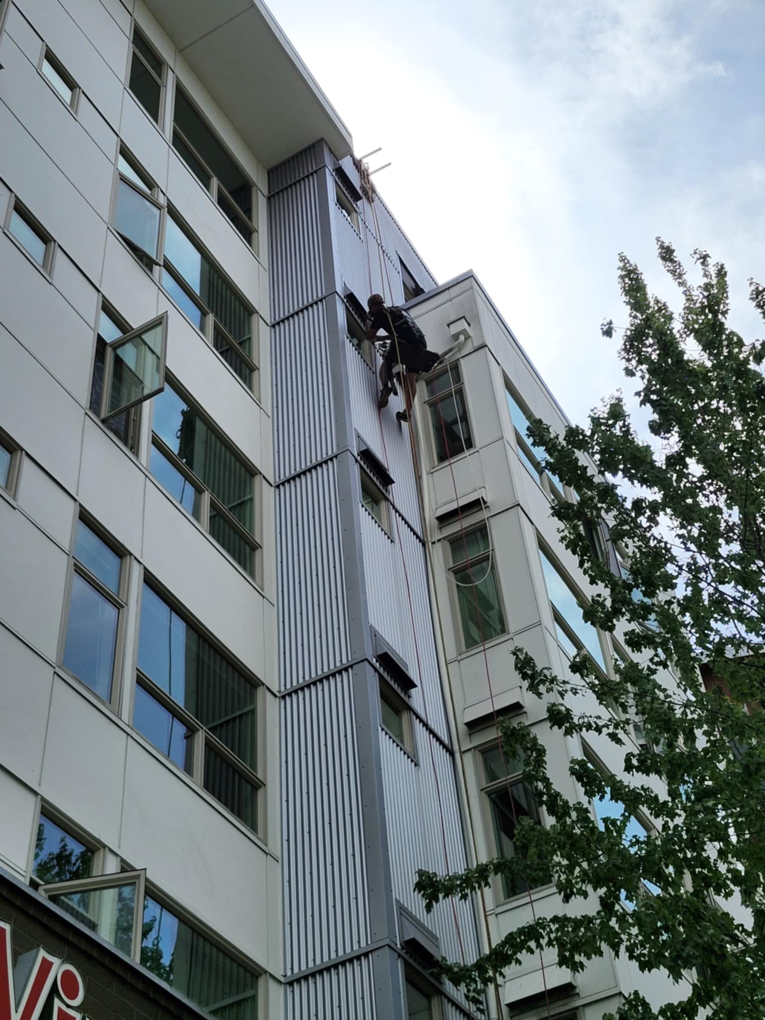 Mid to High-Rise Vent Cleaning