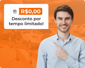 Revendedor apontando para o cartão de desconto por tempo limitado