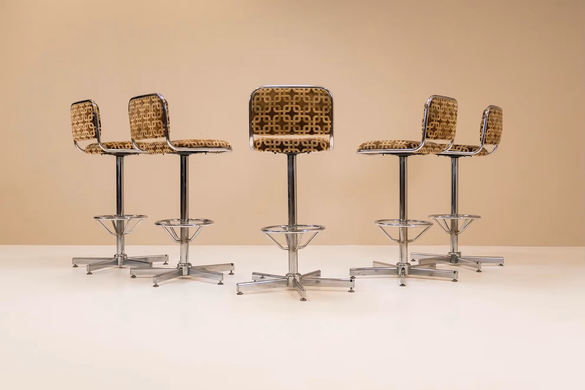 Set of 5 Bar Stools in Chrome and Patterned Velvet Upholstery, Italy 1970s