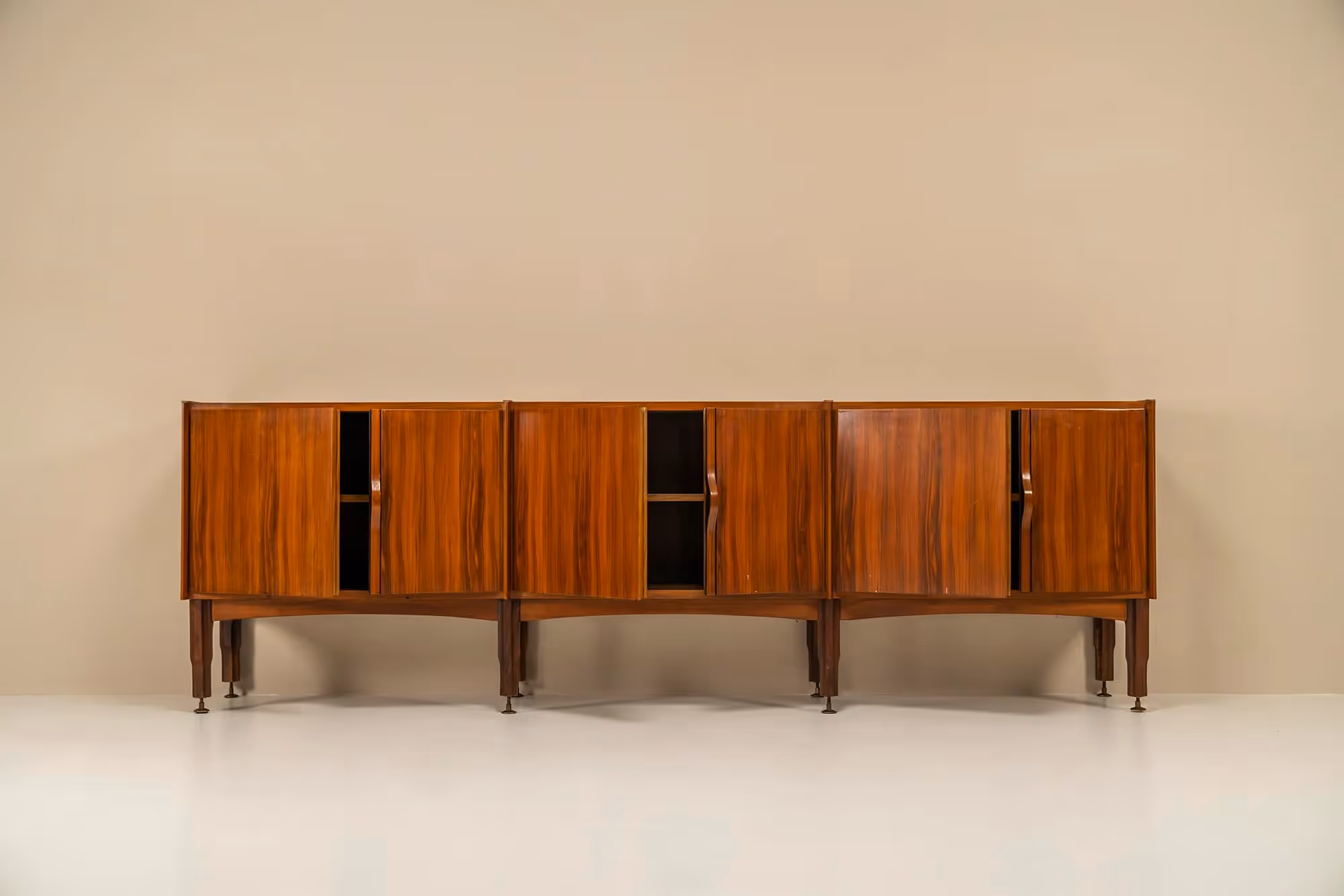 Sideboard in Walnut in The Style of La Permanente Mobili Cantu, Italy 1950s