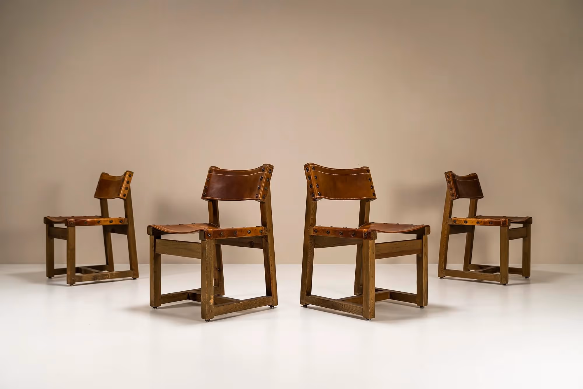 Biosca Set Of 4 Chairs In Pine And Cognac Saddle Leather, Spain 1960s