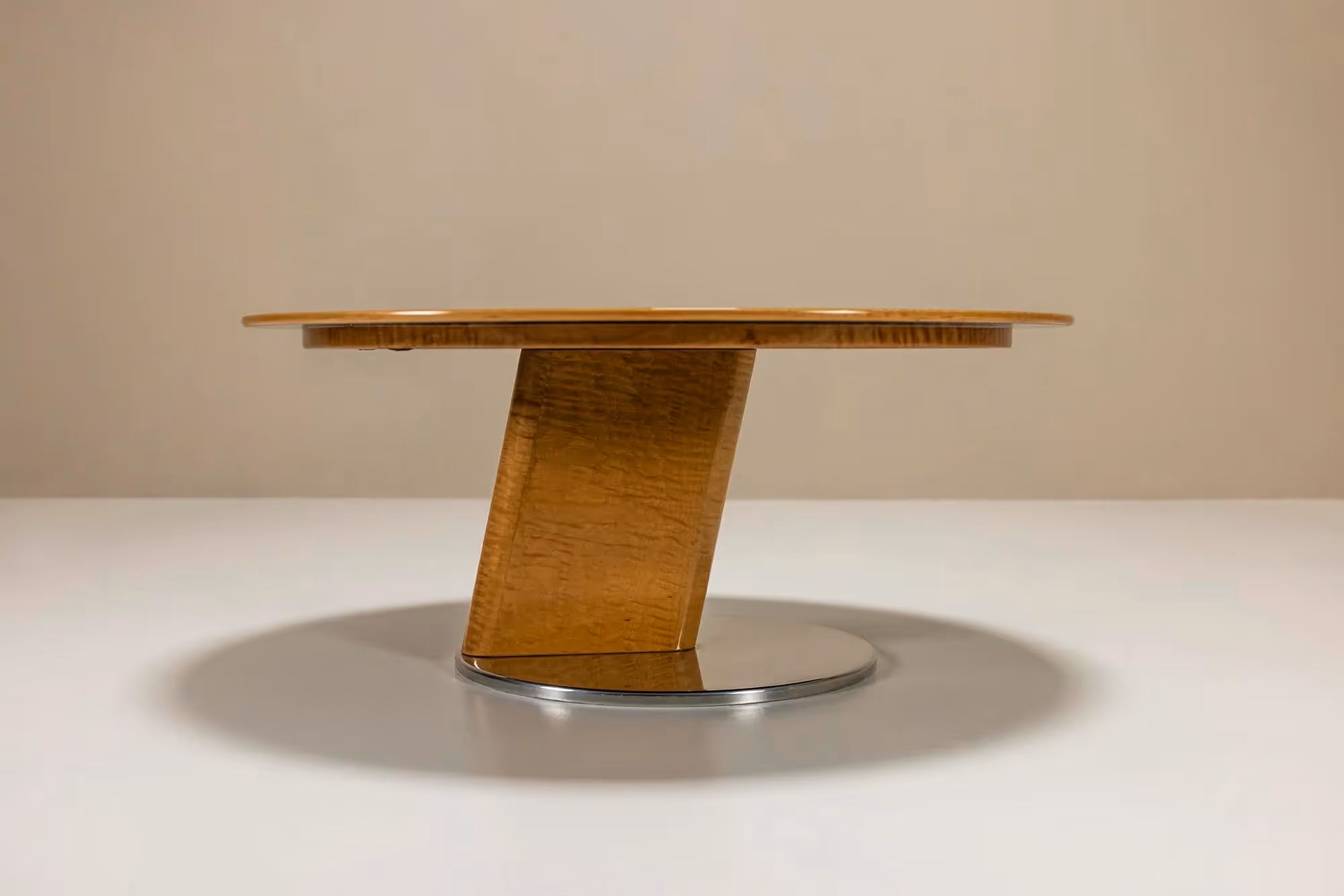 Round Coffee Table In Bird's Eye Maple And Aluminum By Sergio Saporiti, Italy 1980's