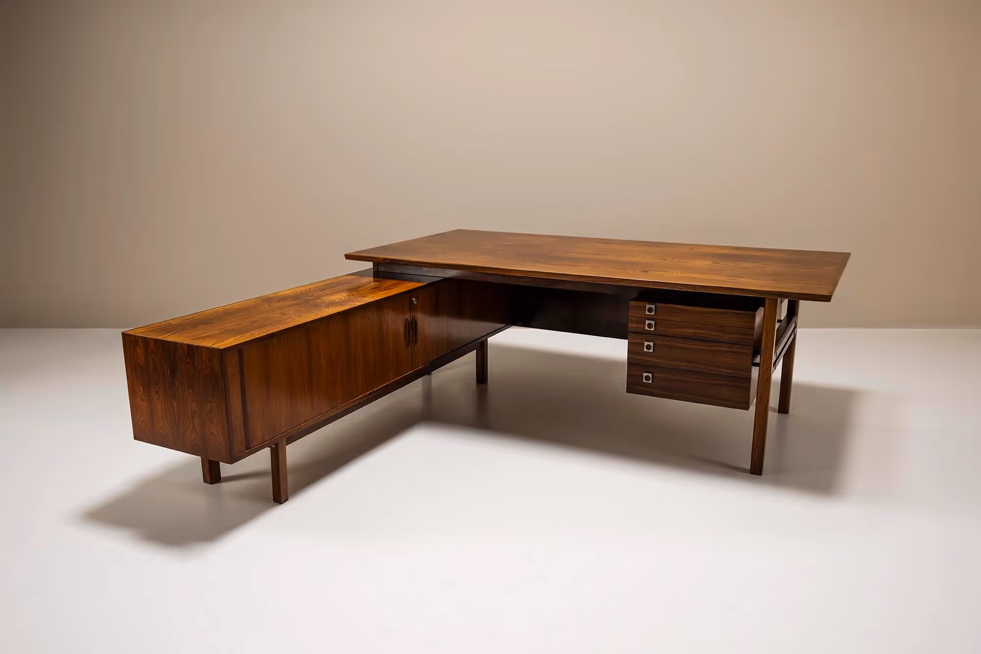 Arne Vodder L-shaped Executive Desk in Rosewood for Sibast, Denmark 1960s