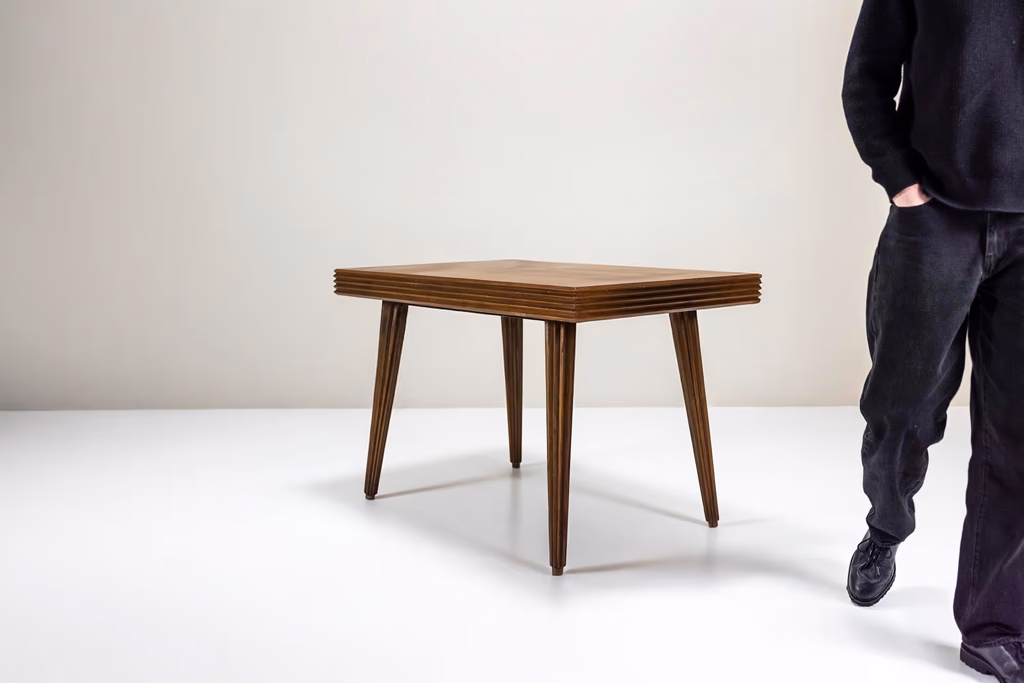 gio ponti walnut dining table