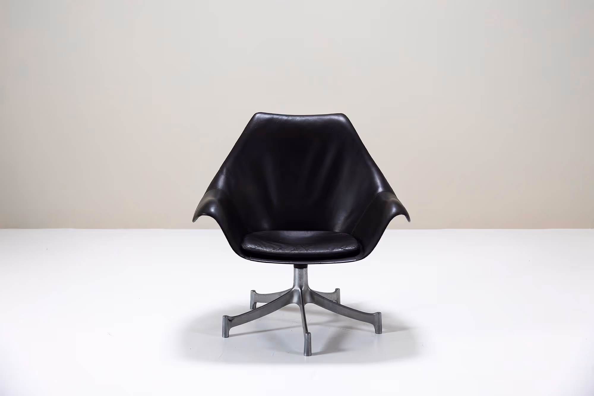 Jørgen Lund & Ole Larsen Office Chair Mod. 932 produced by Bo-Ex, Denmark 1965