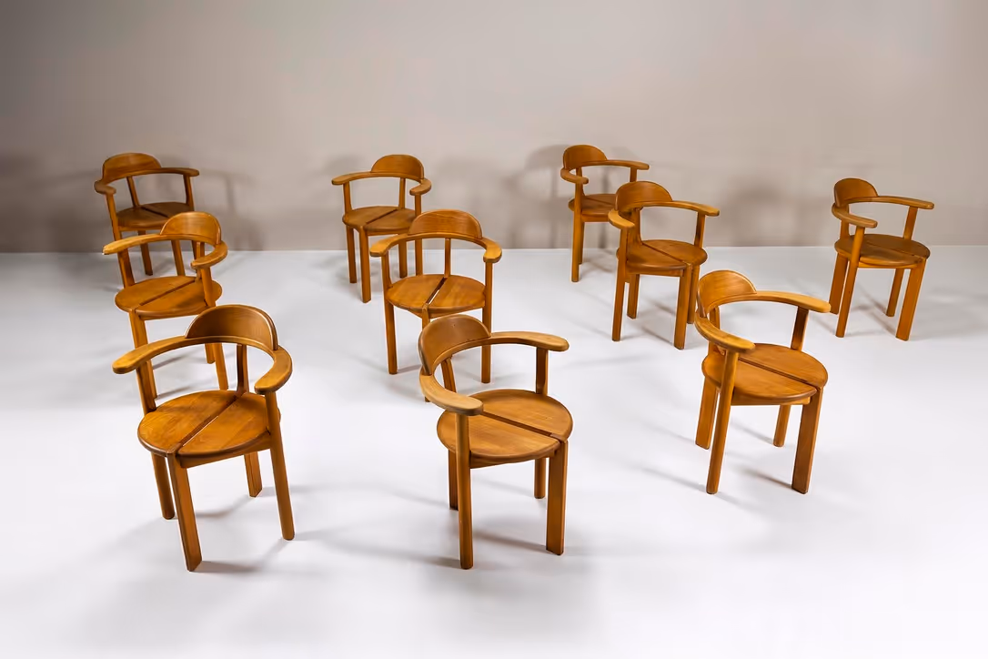 vintage dining chairs in daumiller style