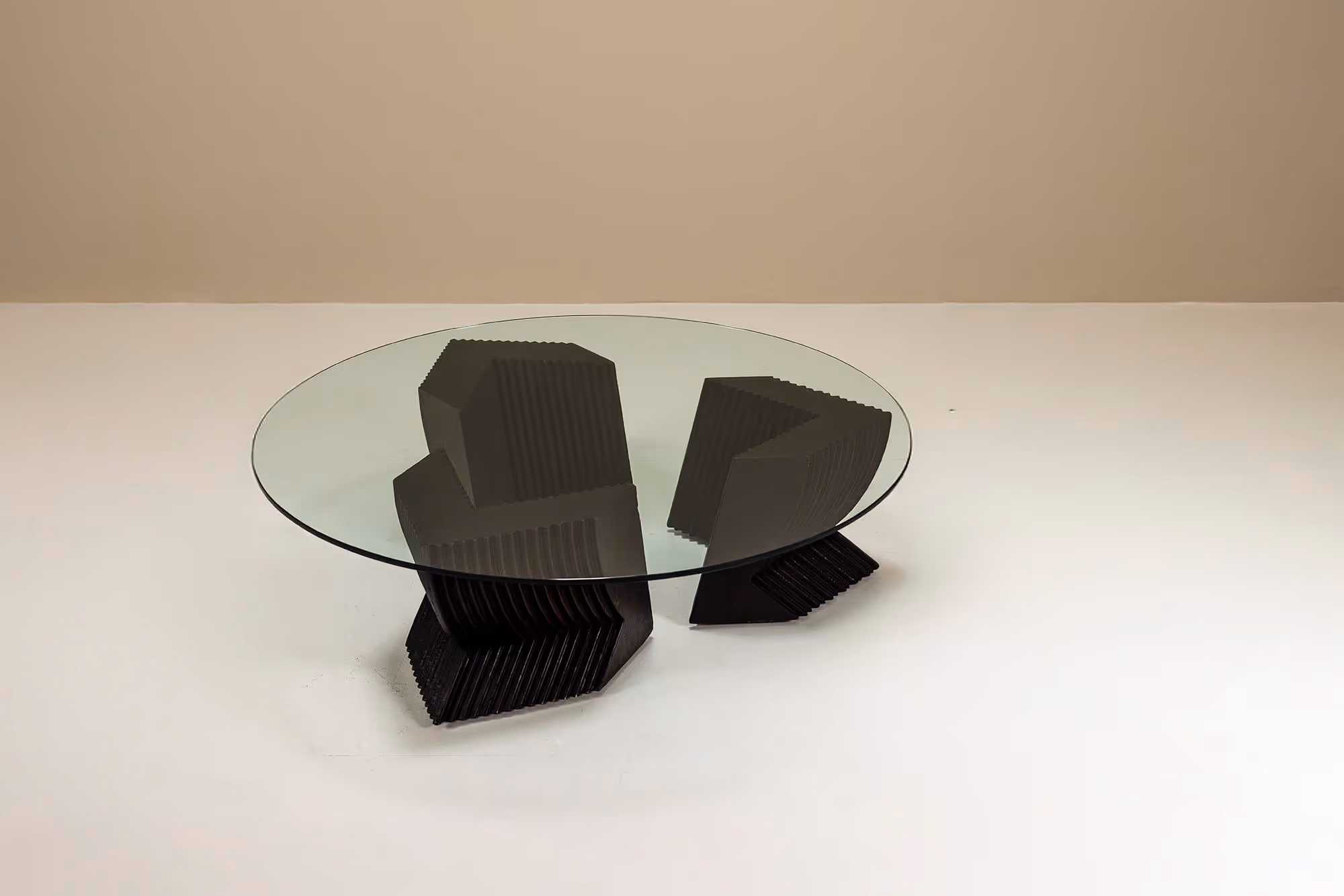 Cariatide 2 coffee table by nerone for nuzzi