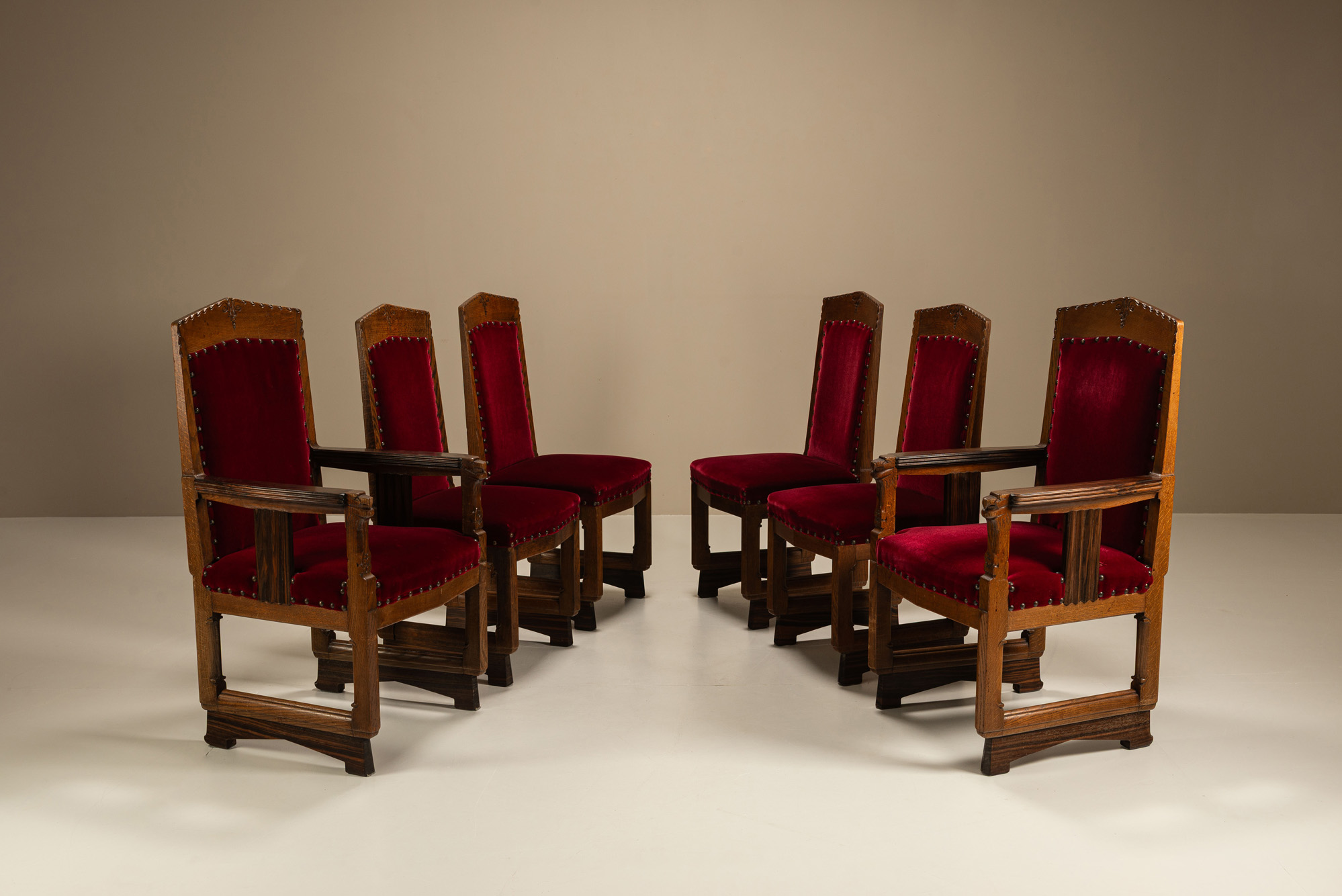 't woonhuys amsterdamse school dining chairs