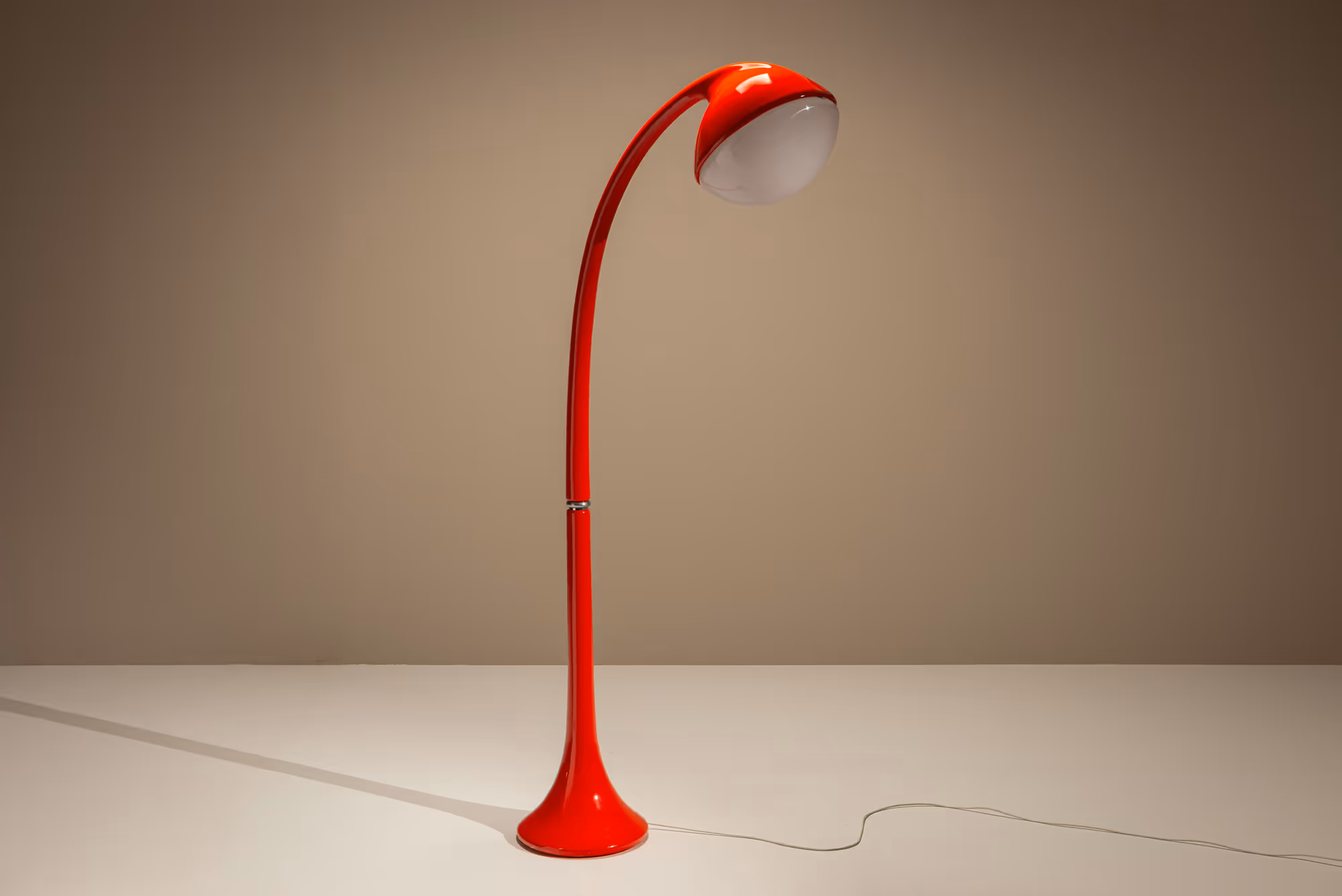 Italian Vintage Guzzini Floorlamp