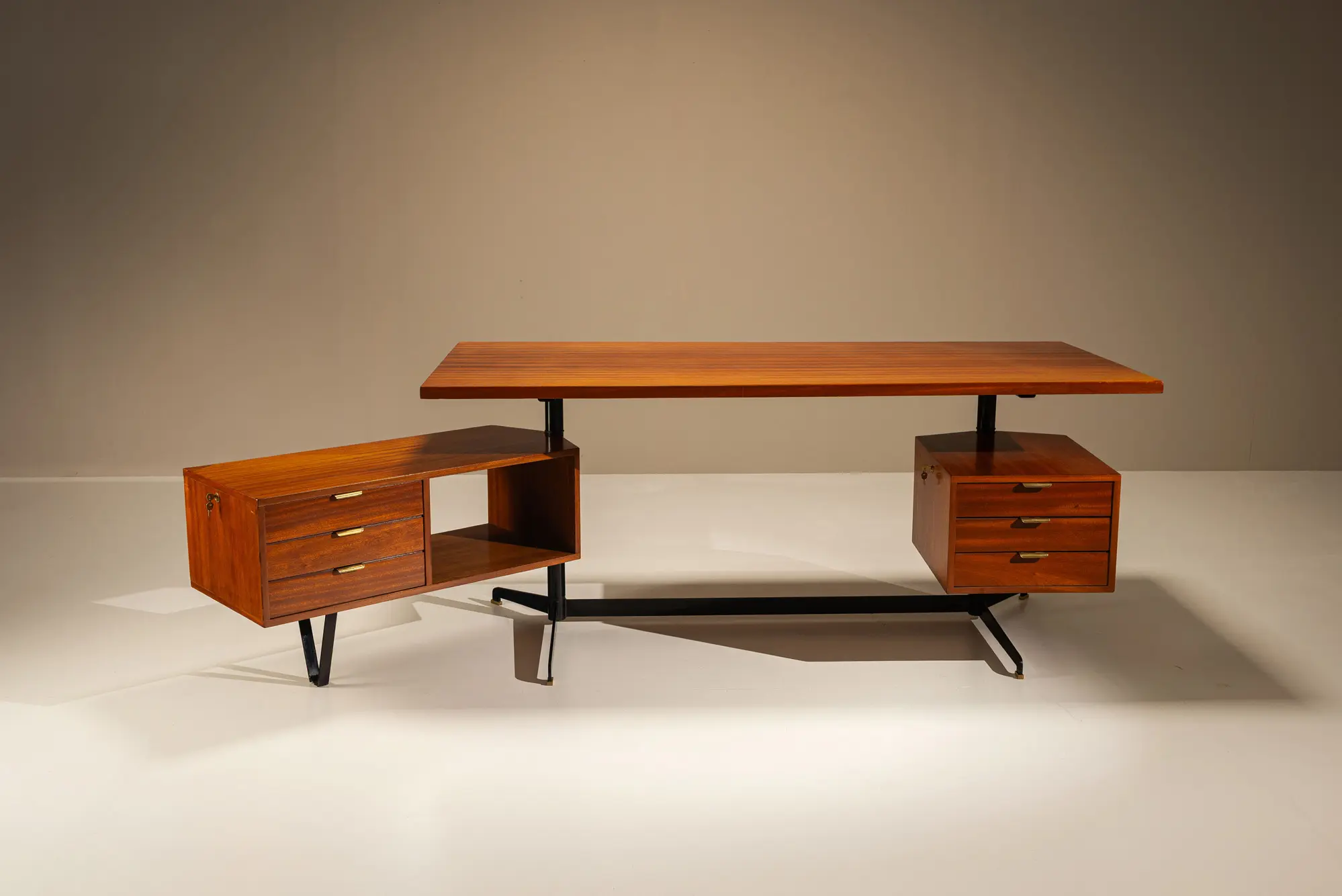 Osvaldo Borsani Early T95 Model Desk 