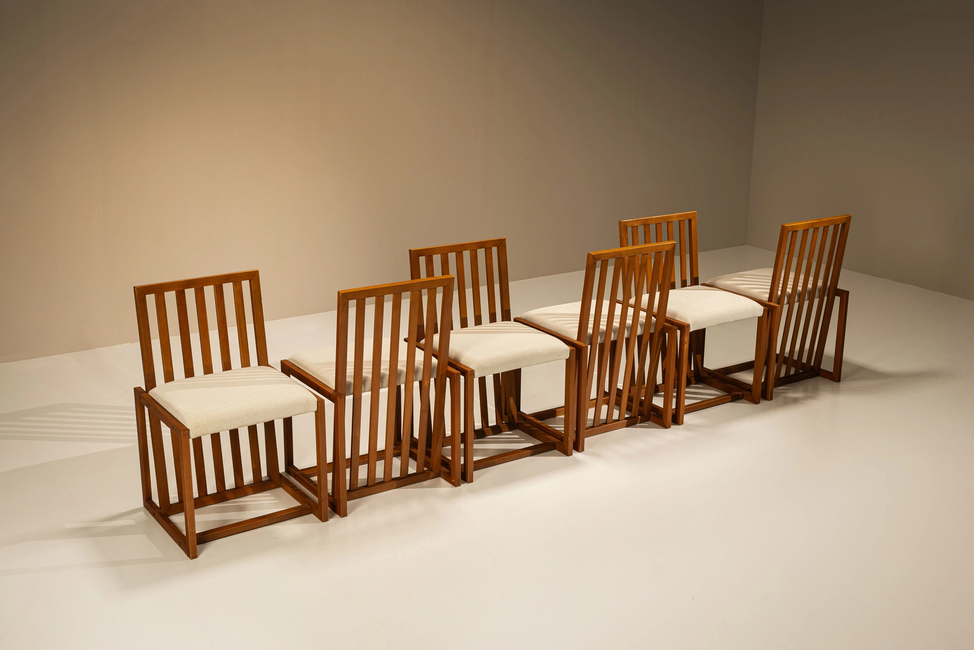 Architectural vintage italian dining room chairs