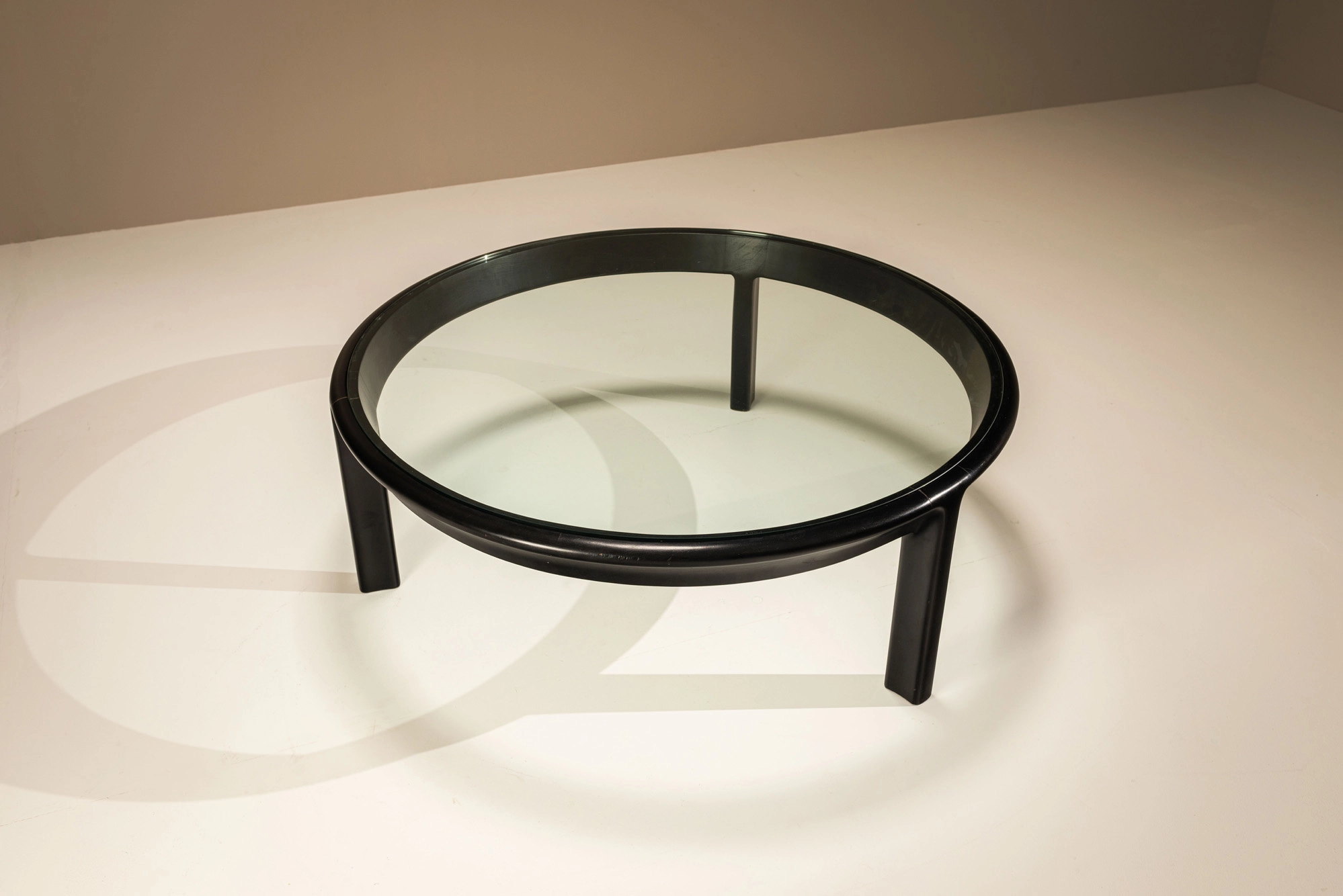 italian vintage coffee table mangiarotti