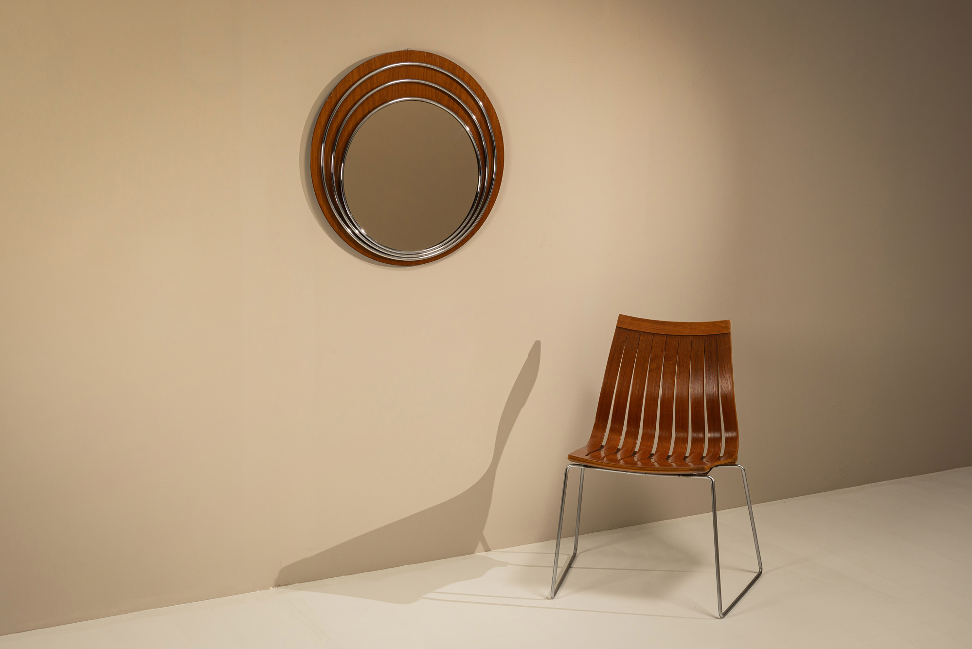 italian vintage wooden mirror round