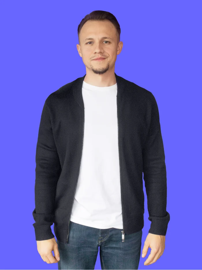 Val - Chief Marketing Officer at Grinteq