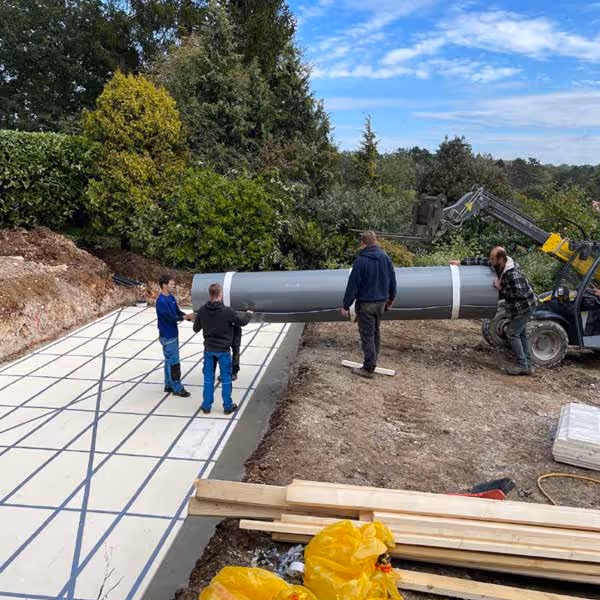 HTP-Group-Base-into-position-and-rolled-out