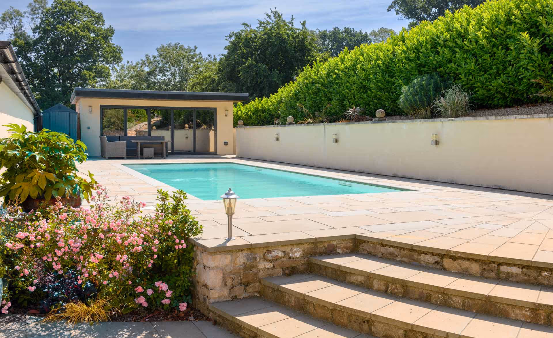 Outdoor-Pools-HTP-Group