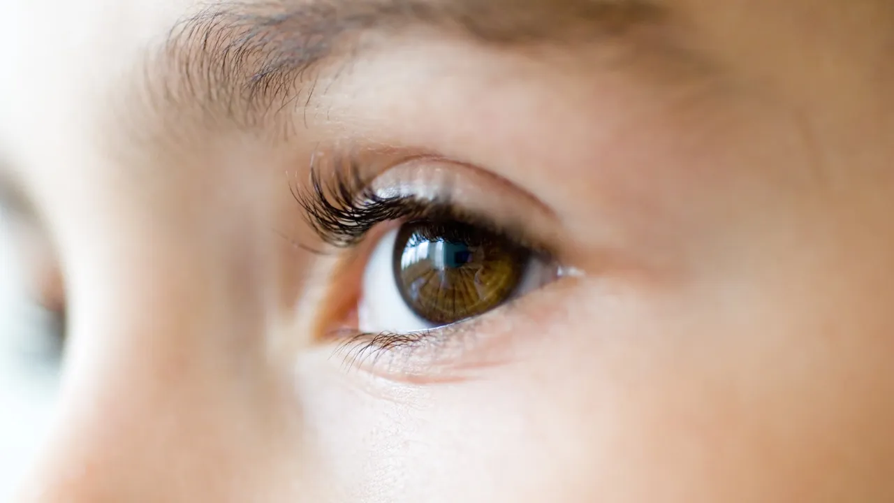 Гены влияют на цвет глаз у ребенка