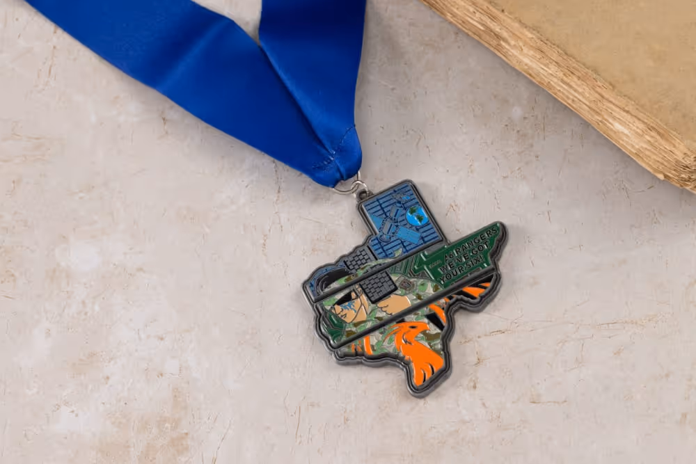 FINISHER_MEDAL_CAM6701-min.jpg