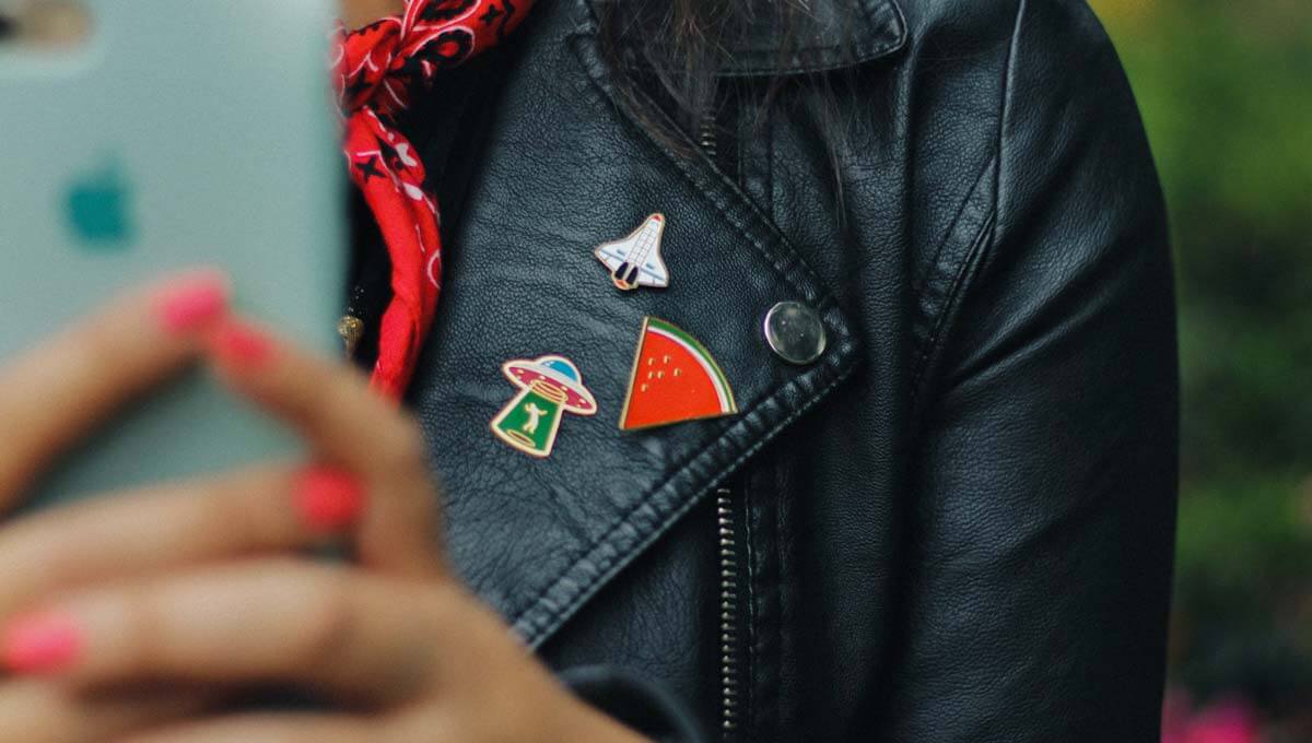 How to Order Customized Lapel Pins? | Custom Pins Now