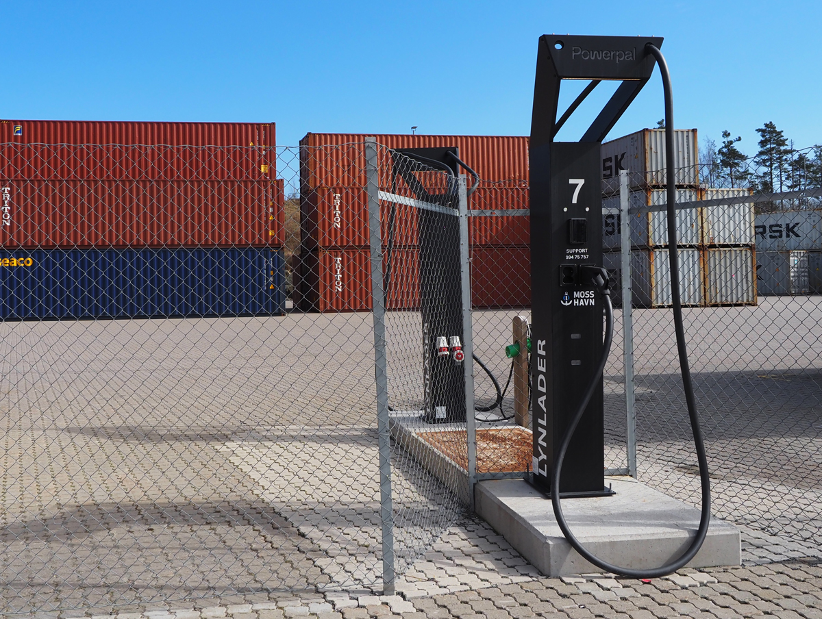 Moss Havn sin nye elektriske arbeidsbåt Gretha