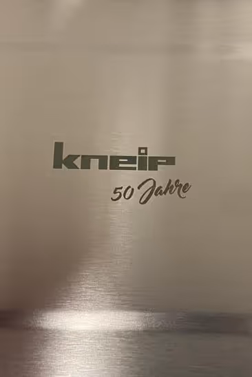 Günstiger Edelstahl Thermobecher mit Logo graviert