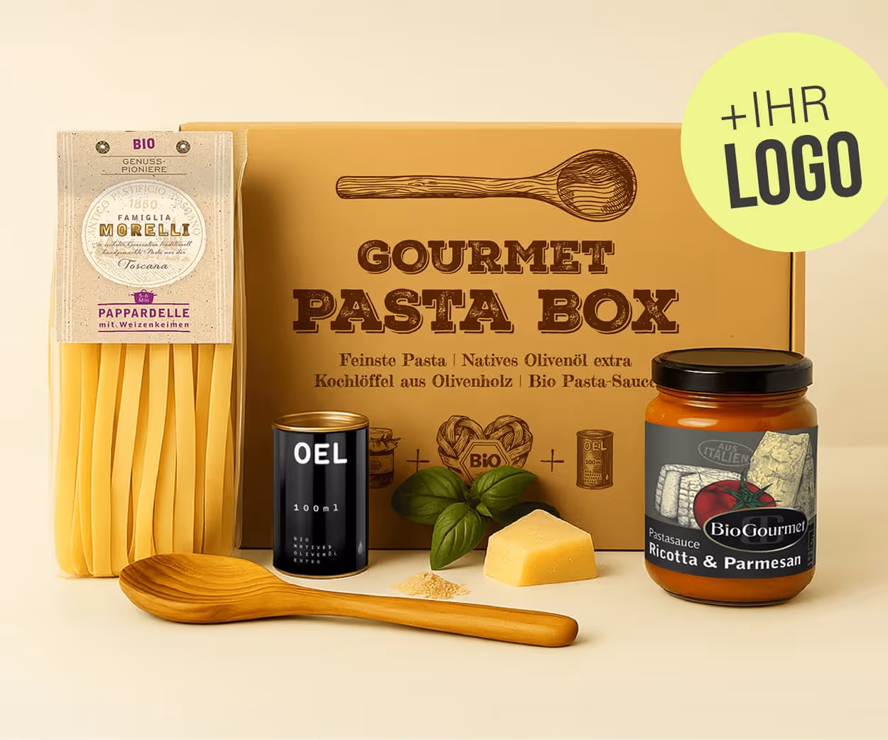 Gourmet Pasta-Box mit Logo graviertem Kochlöffel, Bio-Pappardelle, Olivenöl & Ricotta-Pesto – nachhaltiges Geschenk für Firmenkunden