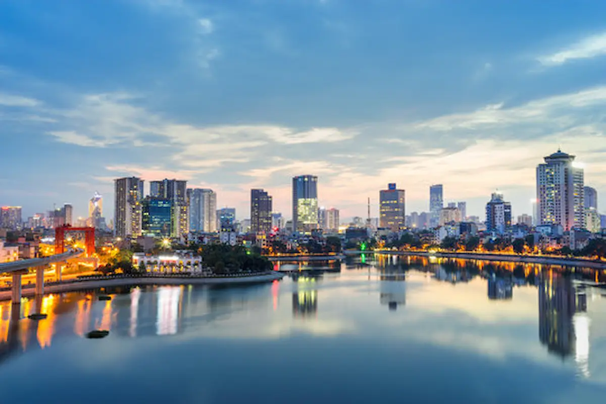 Hire Your Vietnam Team with an Employer of Record:Β Compliance, Costs & Timelines