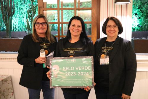 Colégio Recebe o Selo Verde da Rede ESI
