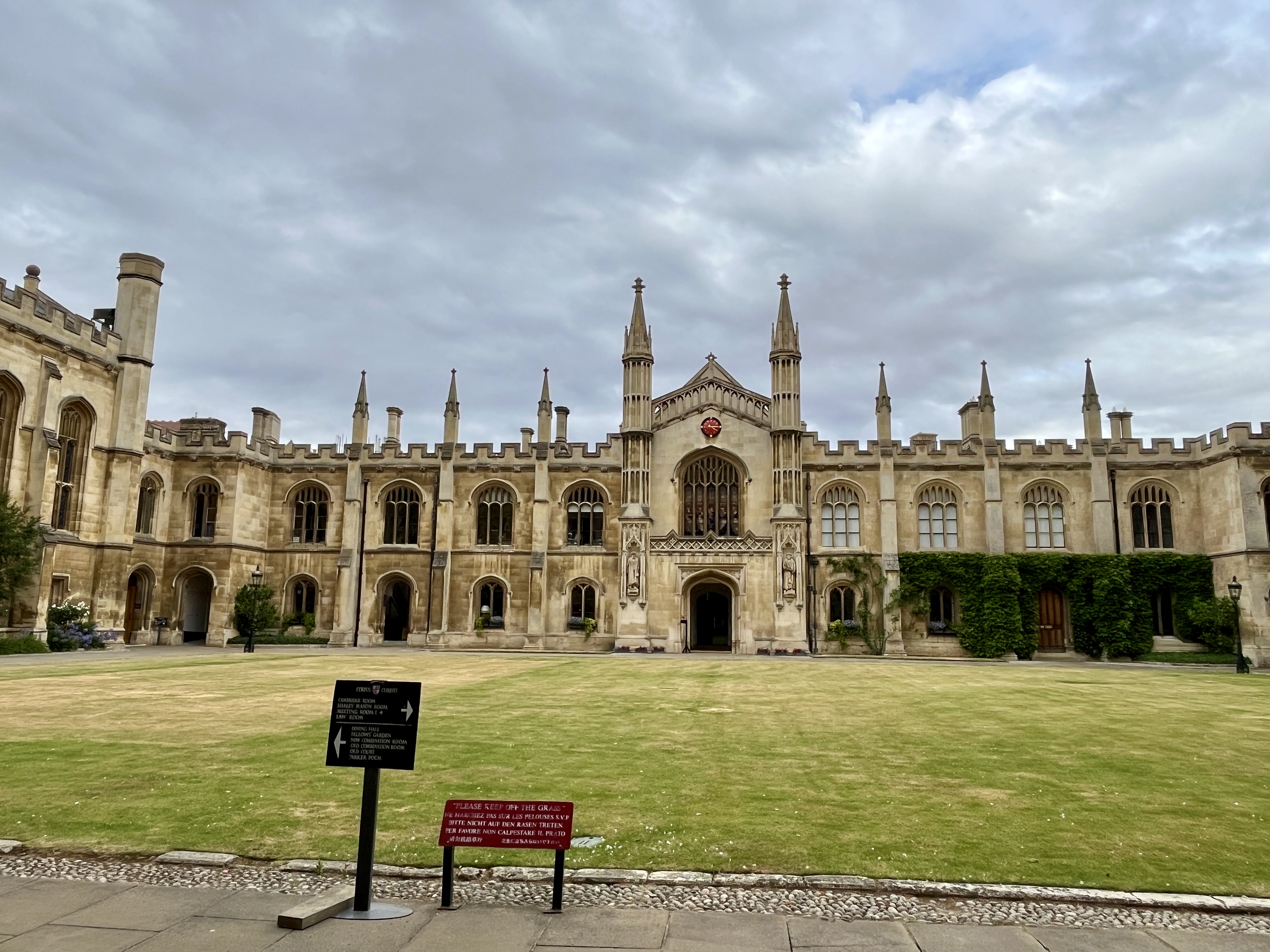 Students Embark On Inaugural Oxbridge Tour To Cambridge University