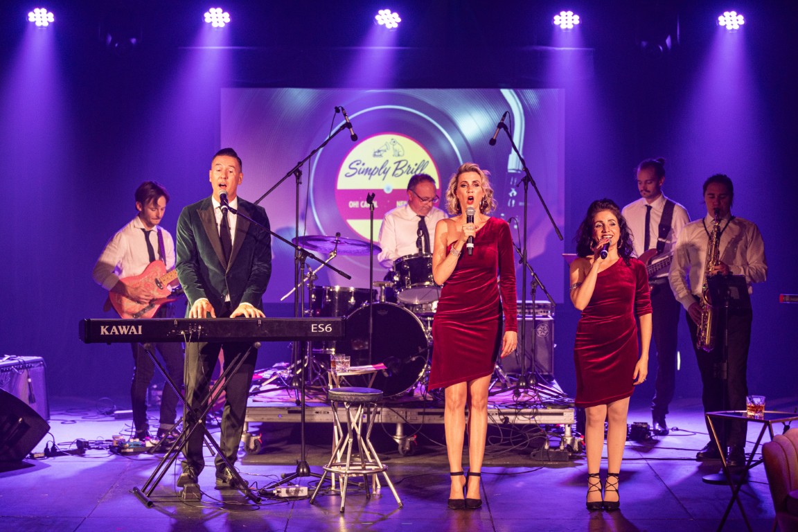 Simply BRILL Brings The Golden Age Of Songwriters To Mackay