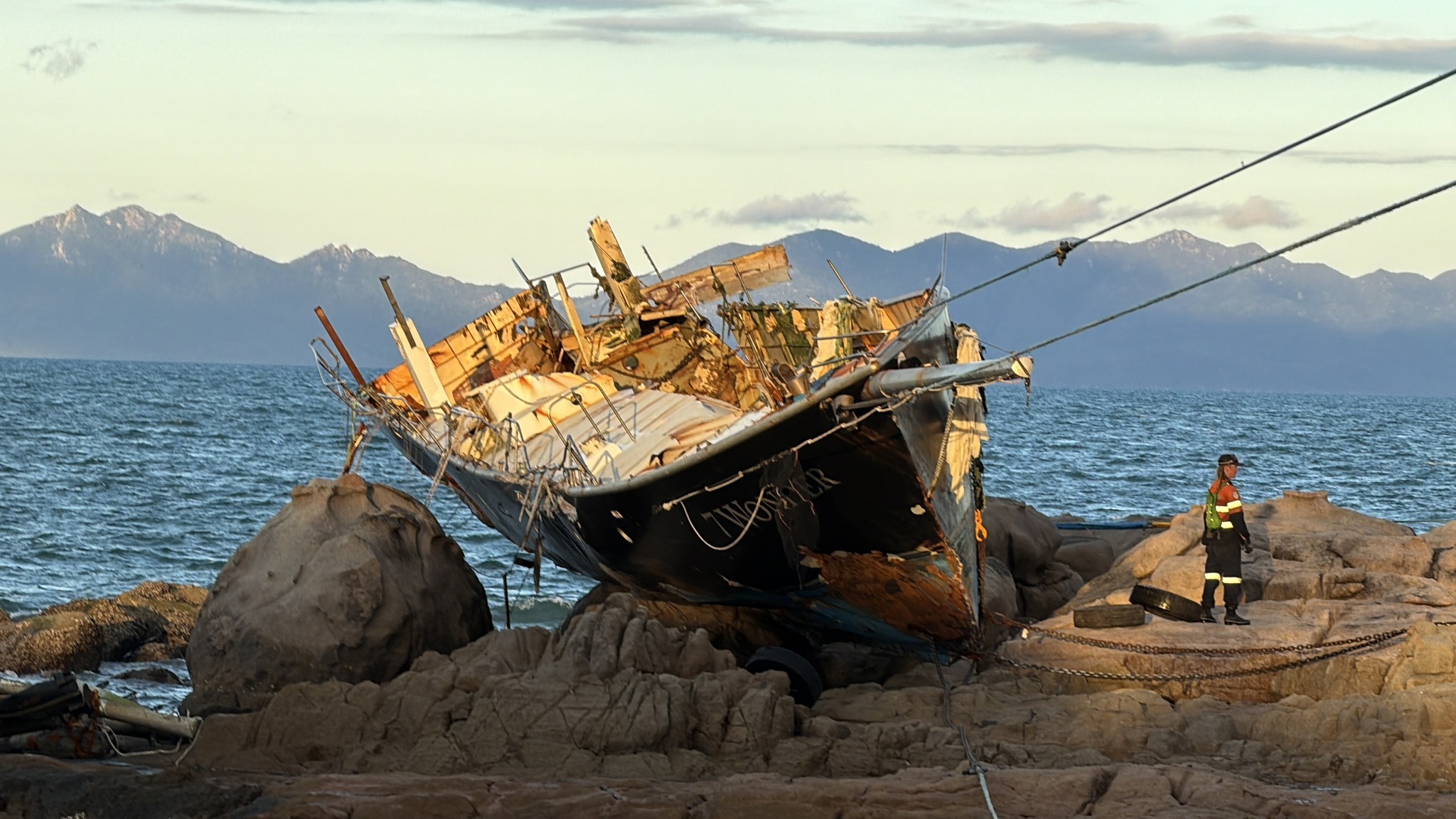 Derelict vessel ‘7 Wonders’ Removed - MSQ Responds To Concerns Regarding Local Labour 