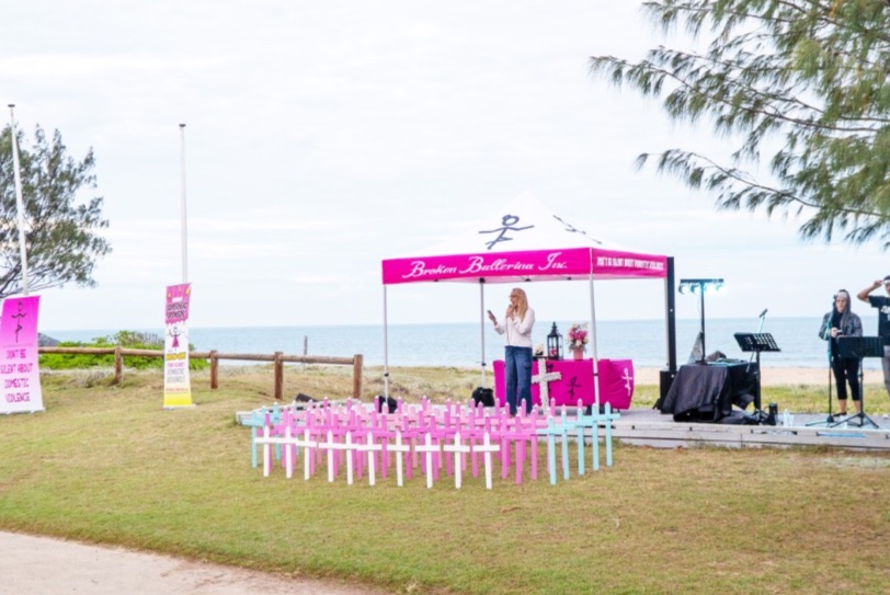Whitsundays Unite Against Domestic Violence At Annual Candlelight Vigil