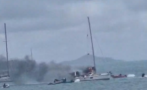 Boaties Race To Help In Airlie Beach Boat Fire 