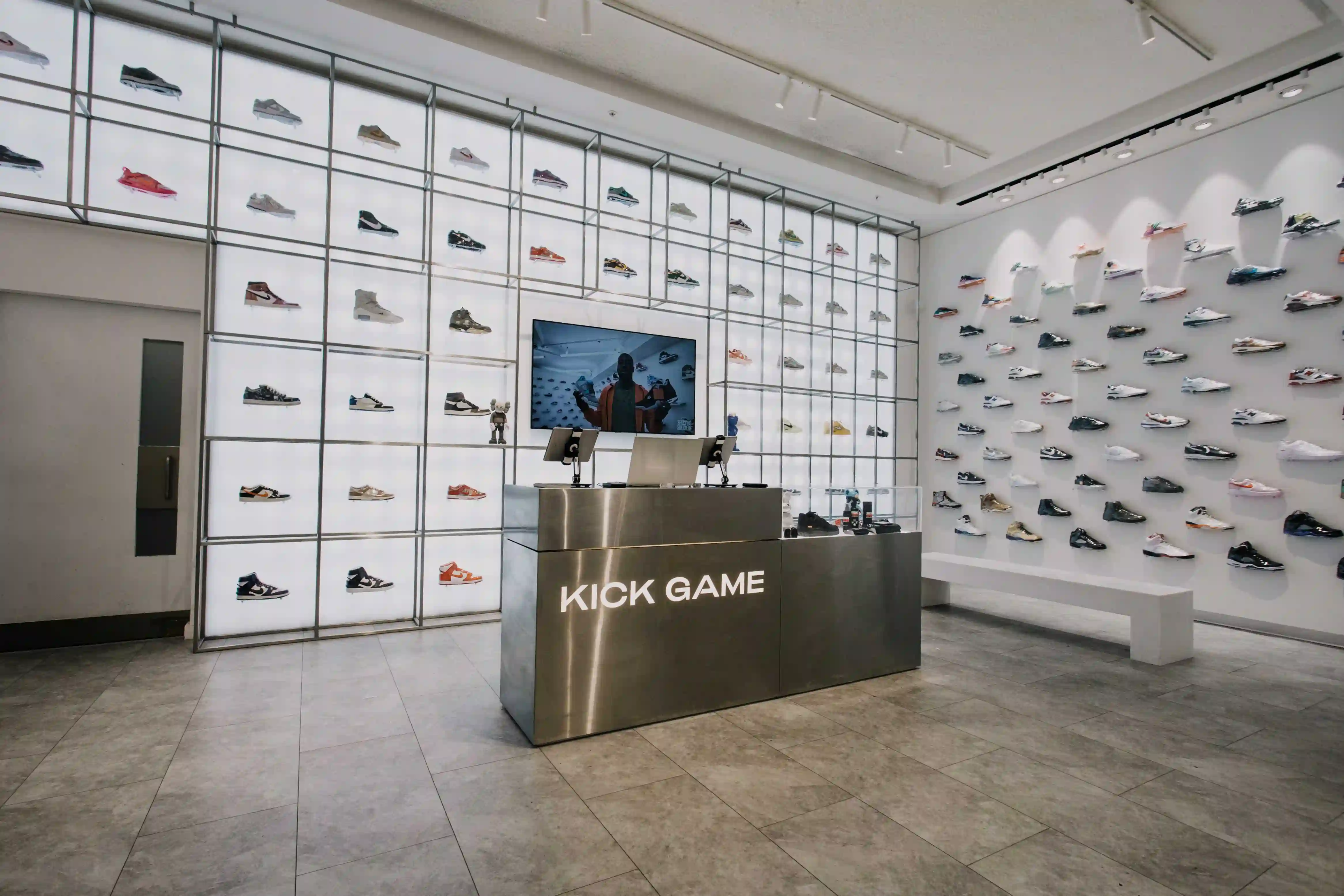 bobblehat-retail-shop-interior-build