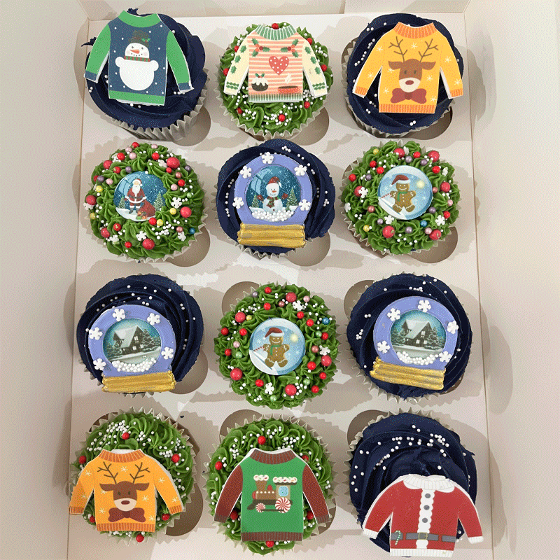 Cupcake Christmas Wreath Class and Christmas Cupcakes