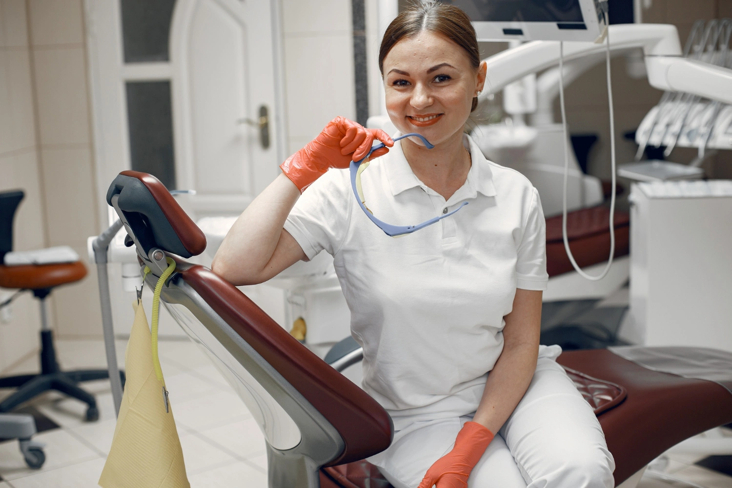dental hygienist