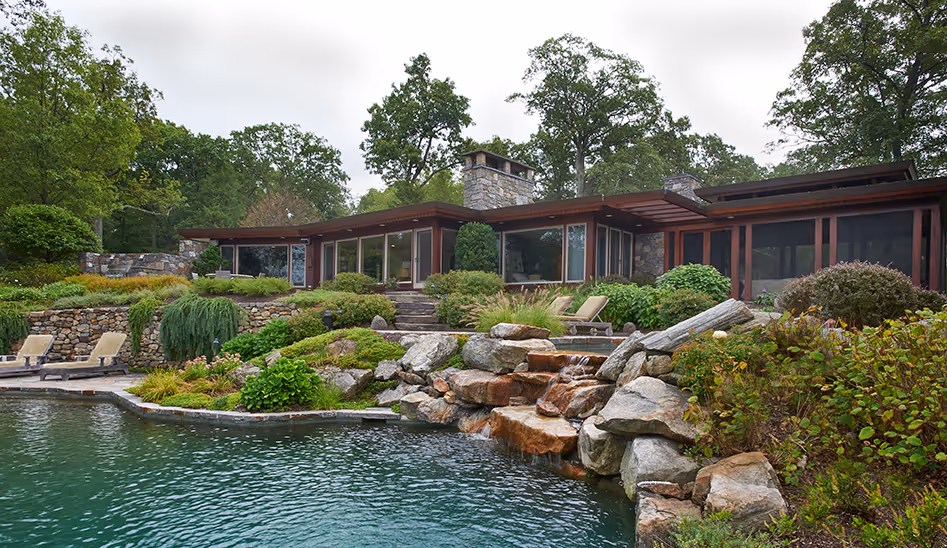 Garrison House Exterior