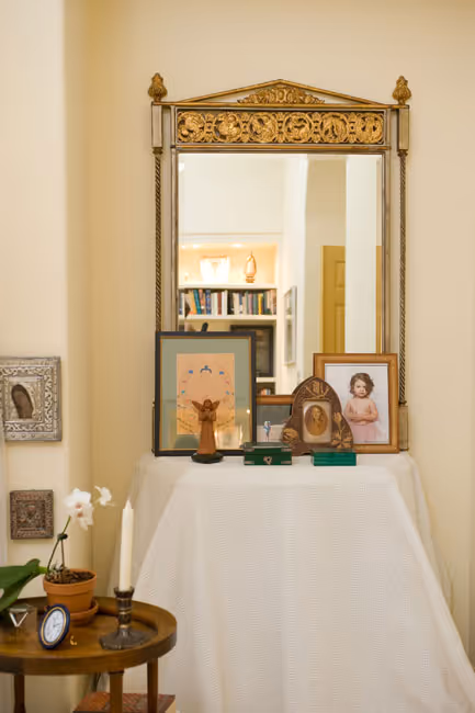 San Diego House Mirror and Side Table