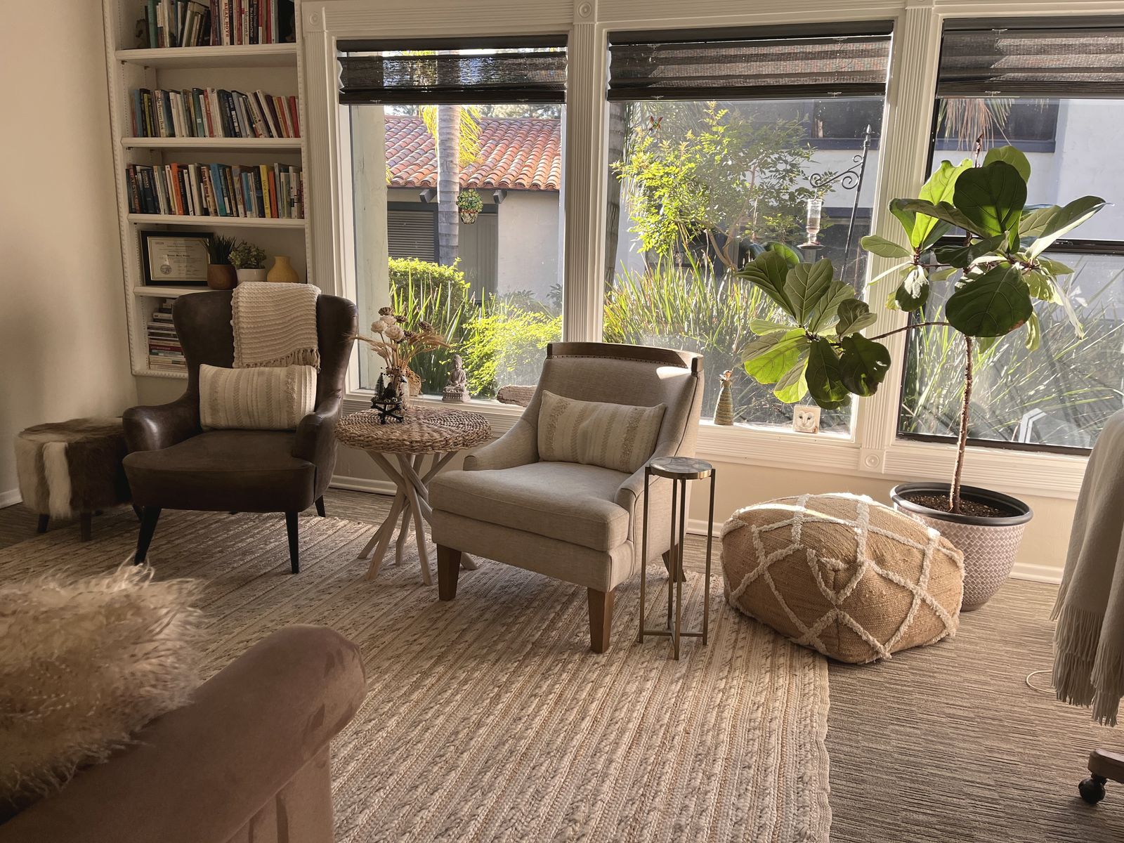 Seating by the windows in the Lindero Health office