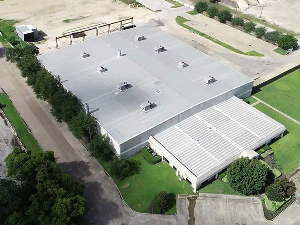 From skipped inspections to poor installation and delayed repairs, small oversights can lead to major roof leaks, structural damage and premature roof replacements. Learn the top roofing mistakes seen on commercial warehouses, manufacturing buildings and offices.