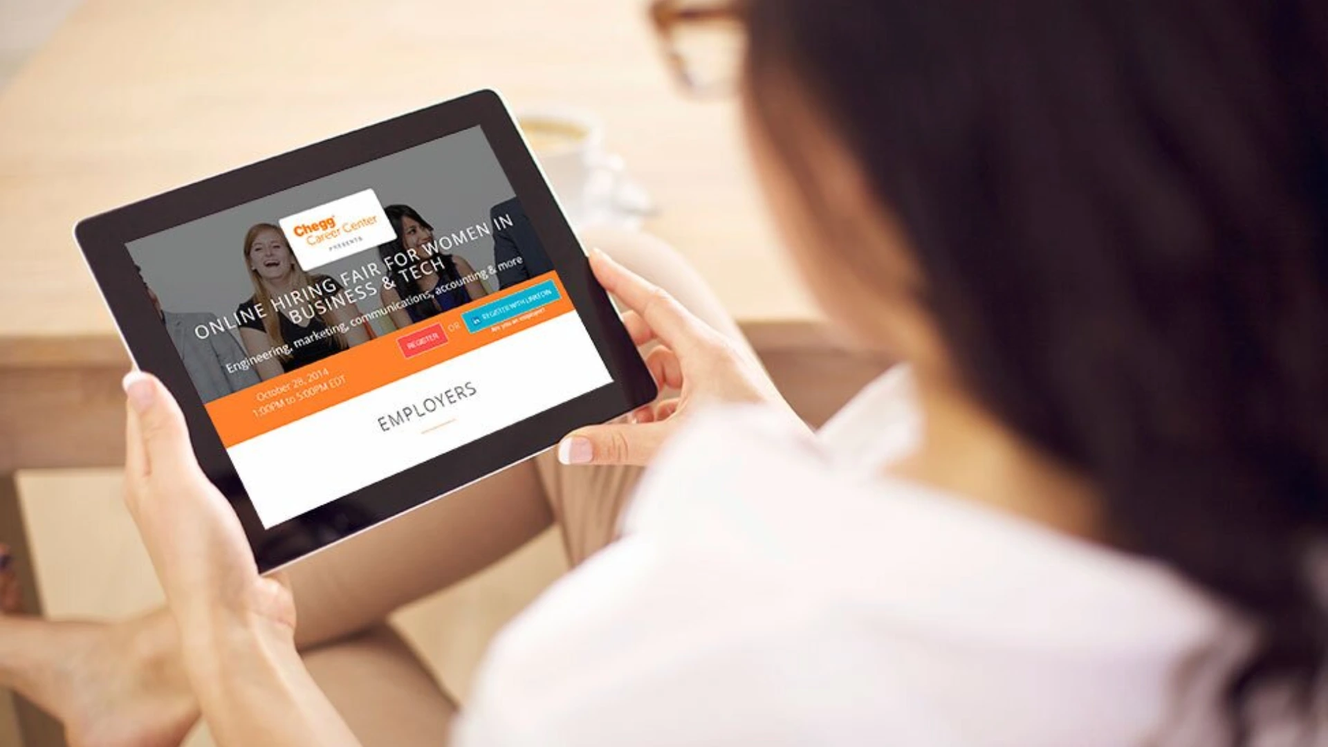 Recruiter hosting a text-based chat during an online career event on Brazen, highlighting automation features in virtual career fair platforms for universities.